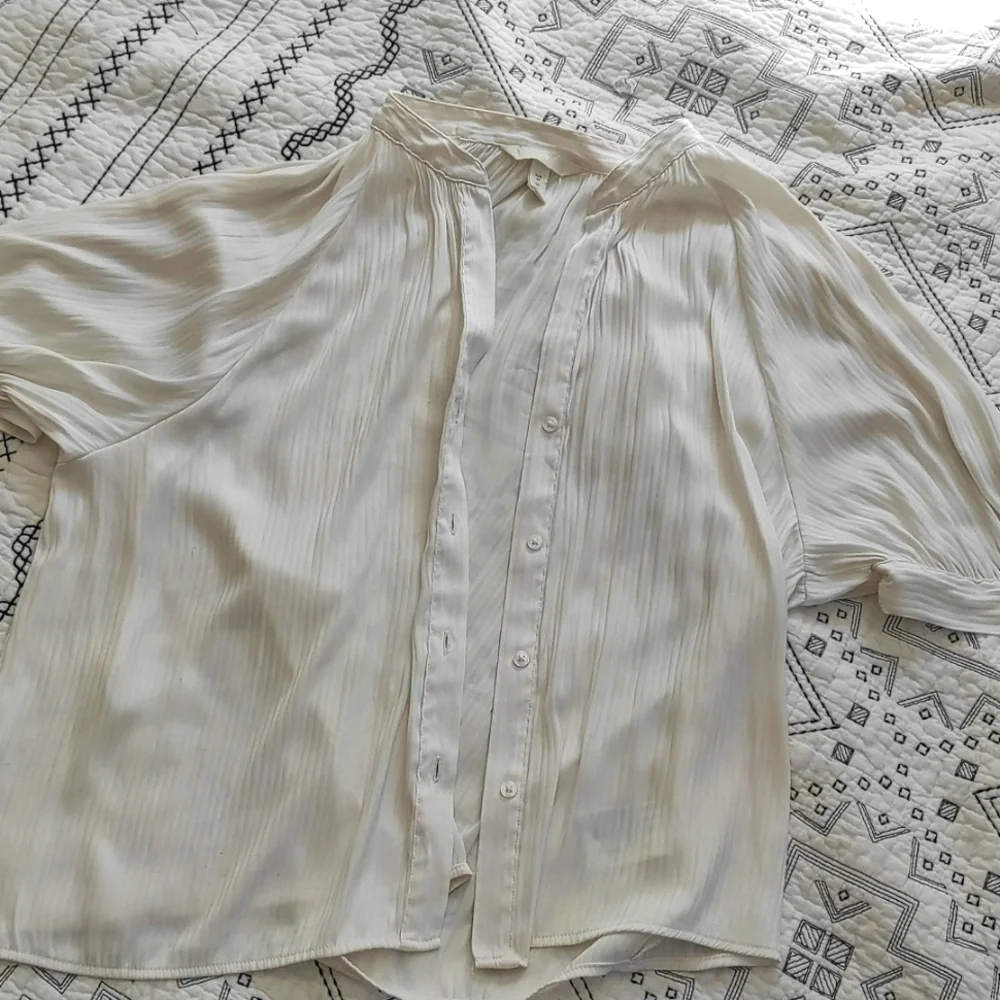 White button down - Picture 1 of 3